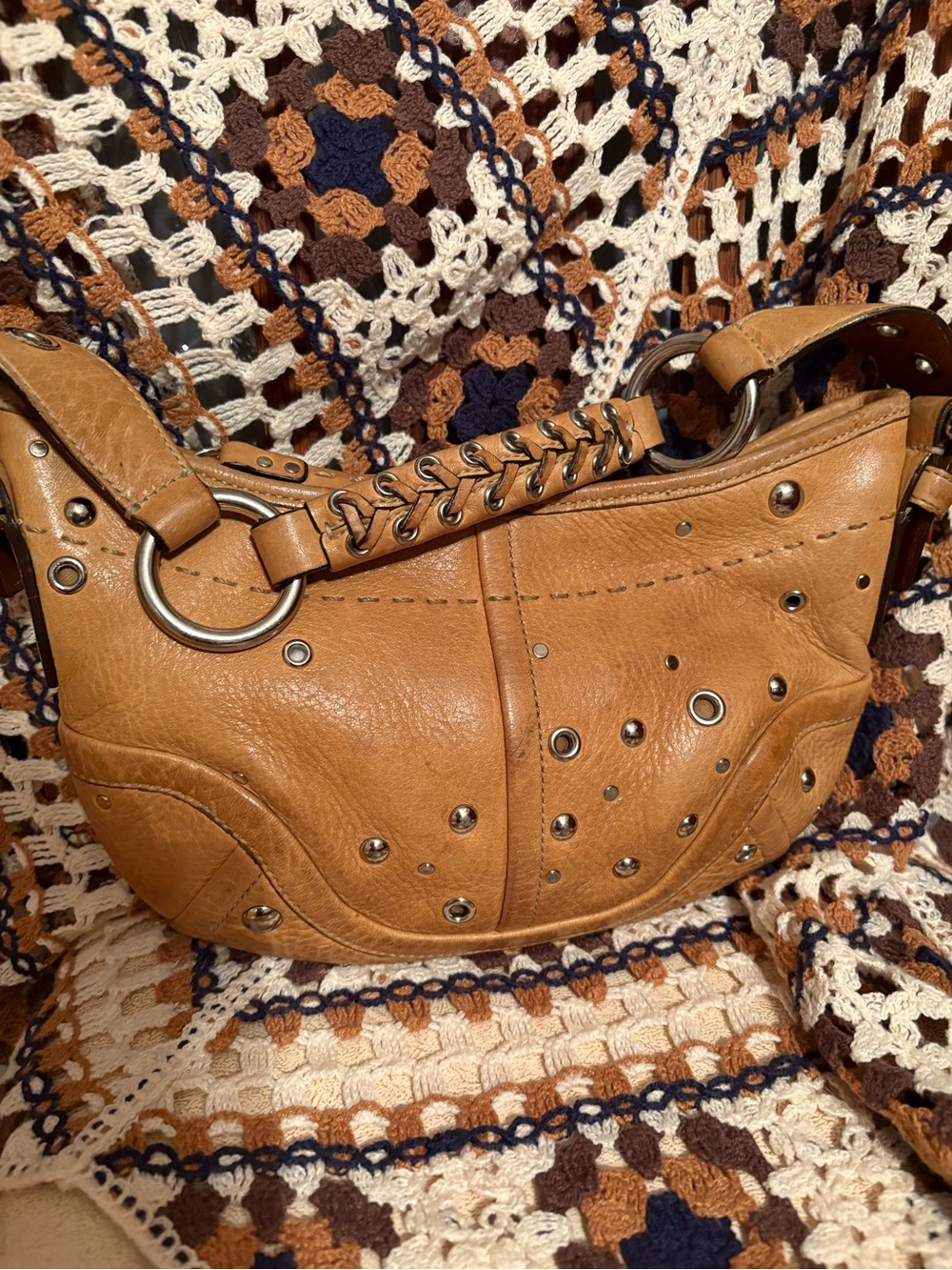 VTG Coach soho Tan Leather Studded Shoulder Bag